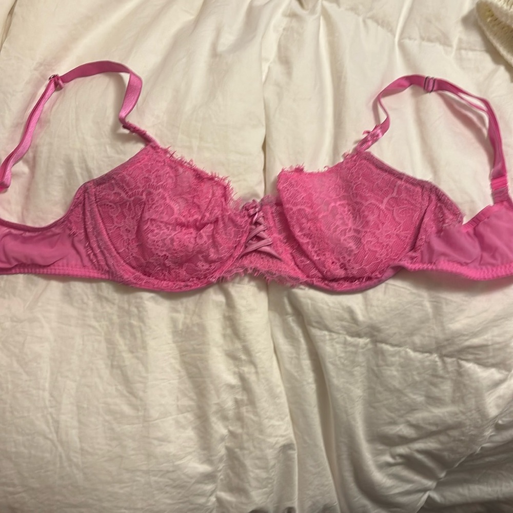 Victorias Secret Lace Bra 36C